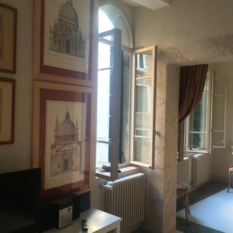 Ca Del Console Apartment Venesia Bagian luar foto